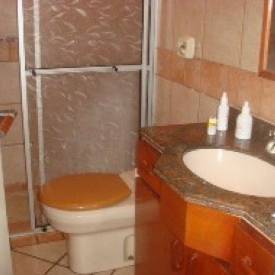 Casa Residencial com 400m², 7 quartos, 3 suítes, 5 garagens, no bairro Canasvieiras em Florianópolis