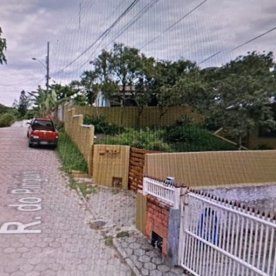 Casa Residencial com 94m², 4 quartos, 2 garagens, no bairro Campeche em Florianópolis