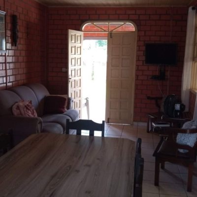 Casa Residencial com 94m², 4 quartos, 2 garagens, no bairro Campeche em Florianópolis