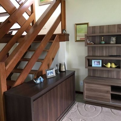 Casa Residencial com 154m², 3 quartos, 1 suíte, no bairro Pântano do Sul em Florianópolis