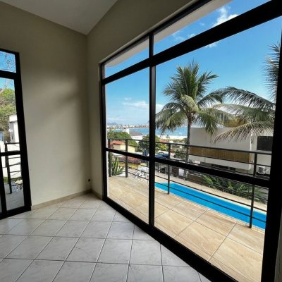 Apartamentos com 56m², 1 quarto, 1 garagem, no bairro Jurerê em Florianópolis