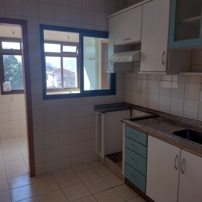 Apartamentos com 105m², 3 quartos, 1 suíte, 1 garagem, no bairro Coqueiros em Florianópolis