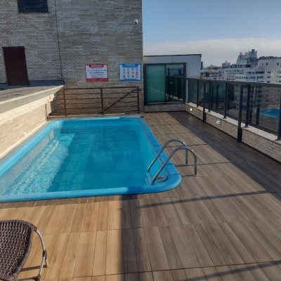 Apartamentos com 105m², 3 quartos, 1 suíte, 1 garagem, no bairro Coqueiros em Florianópolis