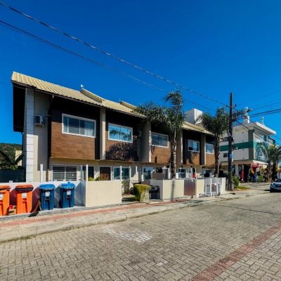 Casa em Condomínio com 66m², 3 quartos, 1 garagem, no bairro Ribeirão Da Ilha em Florianópolis