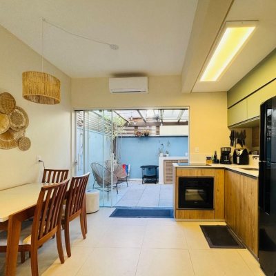 Casa em Condomínio com 66m², 3 quartos, 1 garagem, no bairro Ribeirão Da Ilha em Florianópolis