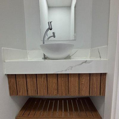 Sobrado Residencial com 110m², 3 quartos, 1 suíte, 2 garagens, no bairro Ingleses do Rio Vermelho em Florianópolis