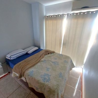 Casa Residencial com 300m², 4 quartos, 2 suítes, 3 garagens, no bairro Sertão Do Maruim em São José