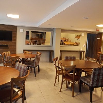 Apartamentos com 94m², 3 quartos, 1 suíte, 1 garagem, no bairro Campinas em São José