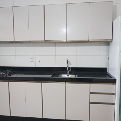 Apartamentos com 94m², 3 quartos, 1 suíte, 1 garagem, no bairro Campinas em São José