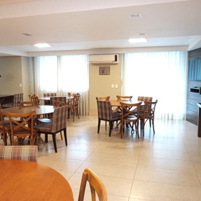 Apartamentos com 94m², 3 quartos, 1 suíte, 1 garagem, no bairro Campinas em São José