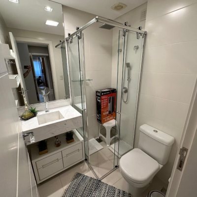 Apartamentos com 130m², 3 quartos, 3 suítes, 3 garagens, no bairro Centro em Florianópolis