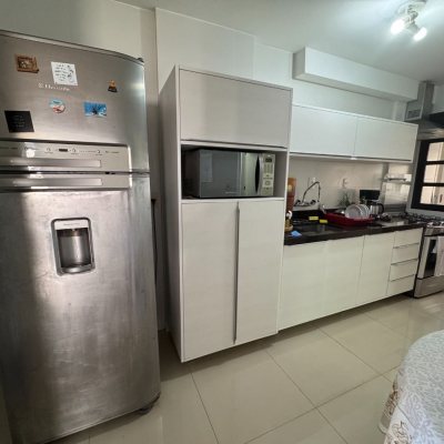 Apartamentos com 88m², 3 quartos, 1 suíte, 1 garagem, no bairro Centro em Florianópolis