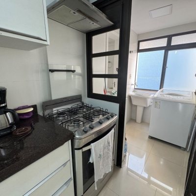Apartamentos com 88m², 3 quartos, 1 suíte, 1 garagem, no bairro Centro em Florianópolis