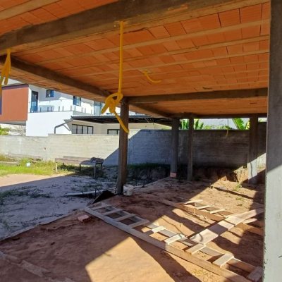 Terrenos Residenciais com 490m², no bairro Ingleses do Rio Vermelho em Florianópolis
