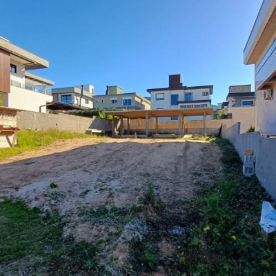 Terrenos Residenciais com 490m², no bairro Ingleses do Rio Vermelho em Florianópolis