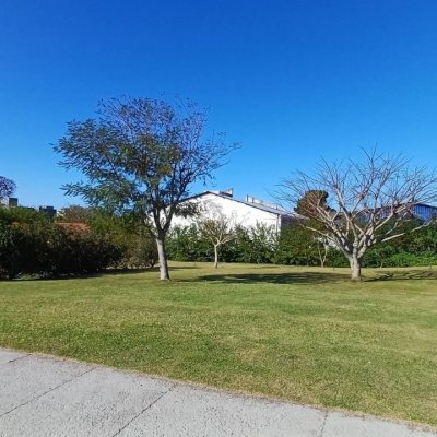 Terrenos Residenciais com 490m², no bairro Ingleses do Rio Vermelho em Florianópolis