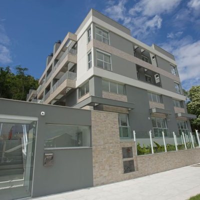 Apartamentos com 86m², 1 quarto, 1 suíte, 1 garagem, no bairro Ribeirão da Ilha em Florianópolis