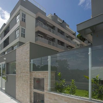 Apartamentos com 86m², 1 quarto, 1 suíte, 1 garagem, no bairro Ribeirão da Ilha em Florianópolis