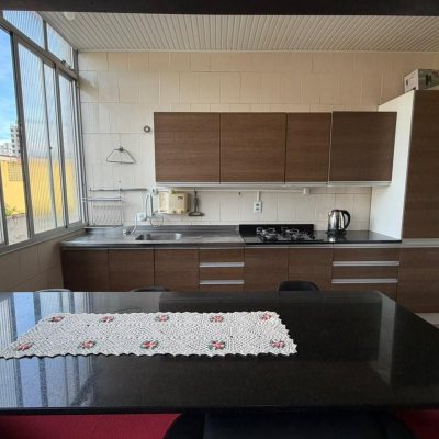 Apartamentos com 64m², 3 quartos, 1 garagem, no bairro Centro em Florianópolis