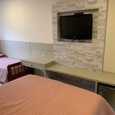 Casa Residencial com 303m², 7 quartos, 7 suítes, 3 garagens, no bairro Canasvieiras em Florianópolis