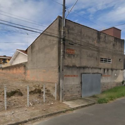 Casa Residencial com 147m², 3 quartos, 1 suíte, 2 garagens, no bairro Serraria em São José