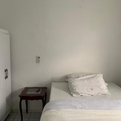 Casa Residencial com 207m², 3 quartos, 1 suíte, 3 garagens, no bairro Flor de Nápolis em São José