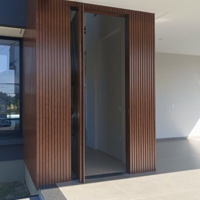 Casa em Condomínio com 398m², 4 quartos, 4 suítes, 2 garagens, no bairro Ingleses em Florianópolis