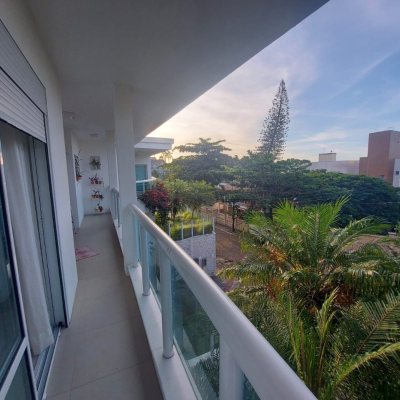 Casa Residencial com 475m², 7 quartos, 7 suítes, 8 garagens, no bairro Canasvieiras em Florianópolis
