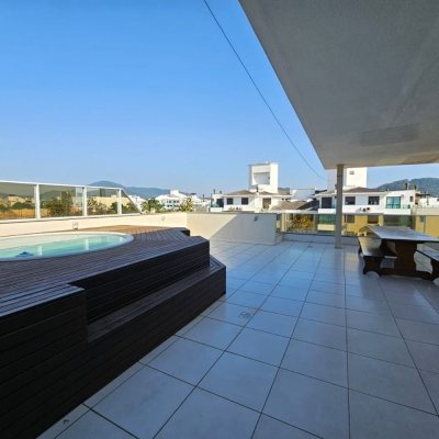 Cobertura com 165m², 5 quartos, 1 suíte, 1 garagem, no bairro Ingleses em Florianópolis