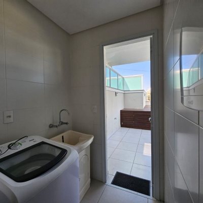 Cobertura com 165m², 5 quartos, 1 suíte, 1 garagem, no bairro Ingleses em Florianópolis
