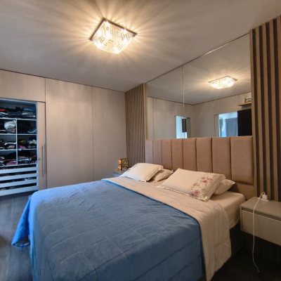 Sobrado Residencial com 200m², 3 quartos, 3 suítes, 2 garagens, no bairro Cachoeira Do Bom Jesus em Florianópolis