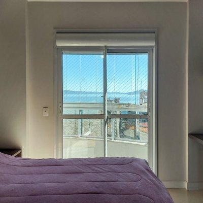 Apartamentos com 128m², 3 quartos, 1 suíte, 2 garagens, no bairro Agronômica em Florianópolis