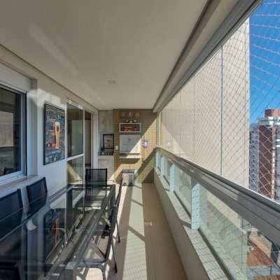 Apartamentos com 128m², 3 quartos, 1 suíte, 2 garagens, no bairro Agronômica em Florianópolis