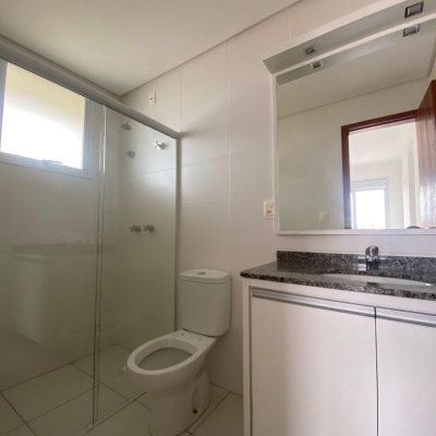 Cobertura com 99m², 3 quartos, 3 suítes, 2 garagens, no bairro Capoeiras em Florianópolis