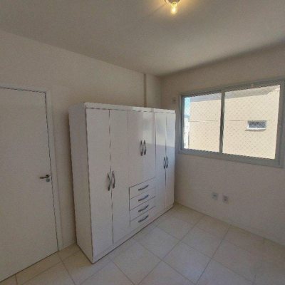 Apartamentos com 72m², 2 quartos, 1 suíte, 1 garagem, no bairro Pedra Branca em Palhoça