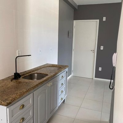 Apartamentos com 72m², 2 quartos, 1 suíte, 1 garagem, no bairro Pedra Branca em Palhoça