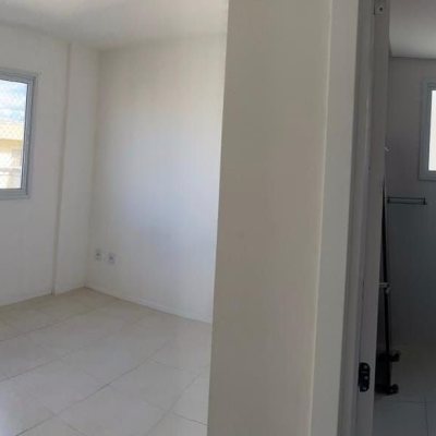 Apartamentos com 72m², 2 quartos, 1 suíte, 1 garagem, no bairro Pedra Branca em Palhoça