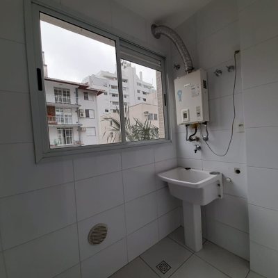 Apartamentos com 78m², 2 quartos, 1 suíte, 1 garagem, no bairro Trindade em Florianópolis