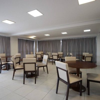 Apartamentos com 78m², 2 quartos, 1 suíte, 1 garagem, no bairro Trindade em Florianópolis