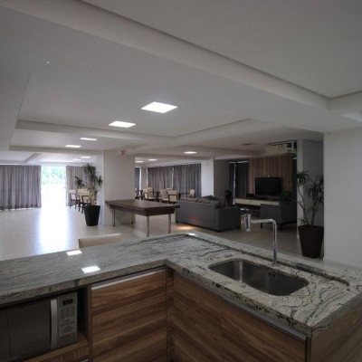 Apartamentos com 78m², 2 quartos, 1 suíte, 1 garagem, no bairro Trindade em Florianópolis