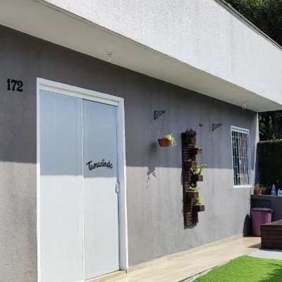 Casa Residencial com 311m², 3 quartos, 1 suíte, 3 garagens, no bairro Serraria em São José