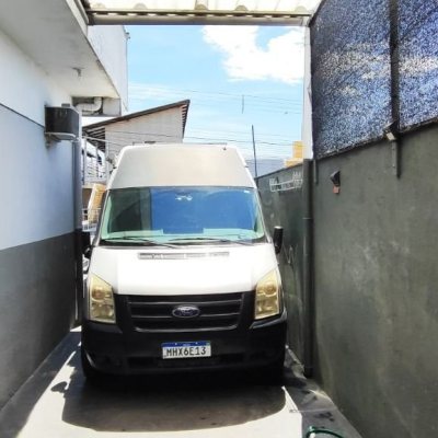 Casa Residencial com 311m², 3 quartos, 1 suíte, 3 garagens, no bairro Serraria em São José