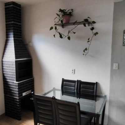 Casa Residencial com 311m², 3 quartos, 1 suíte, 3 garagens, no bairro Serraria em São José