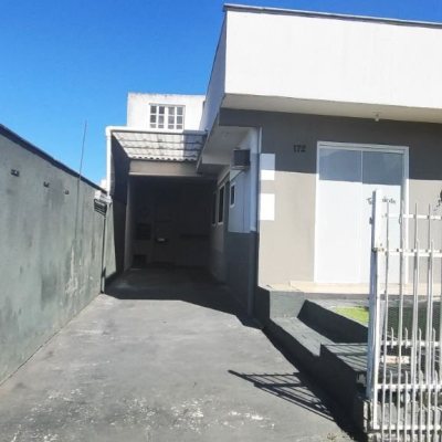 Casa Residencial com 311m², 3 quartos, 1 suíte, 3 garagens, no bairro Serraria em São José
