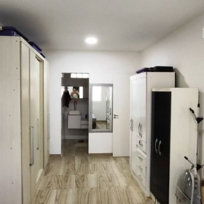 Casa Residencial com 311m², 3 quartos, 1 suíte, 3 garagens, no bairro Serraria em São José