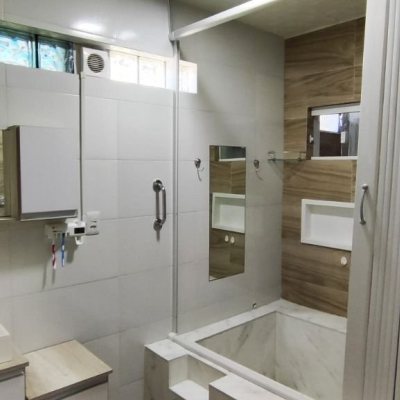 Casa Residencial com 311m², 3 quartos, 1 suíte, 3 garagens, no bairro Serraria em São José