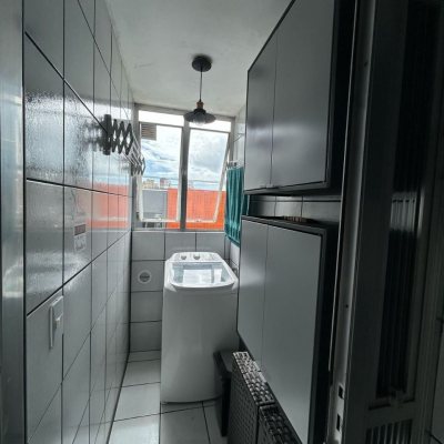 Apartamentos com 64m², 3 quartos, 1 garagem, no bairro Kobrasol em São José