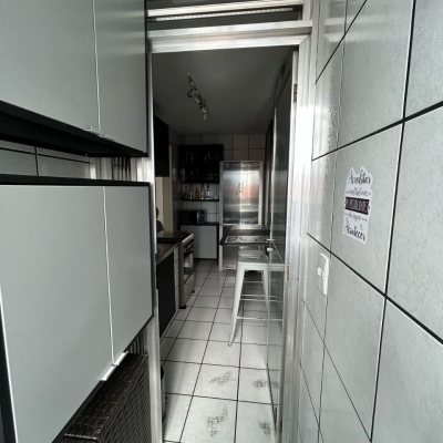 Apartamentos com 64m², 3 quartos, 1 garagem, no bairro Kobrasol em São José