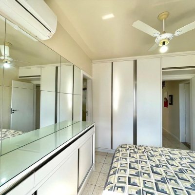 Cobertura com 229m², 3 quartos, 3 suítes, 2 garagens, no bairro Canasvieiras em Florianópolis