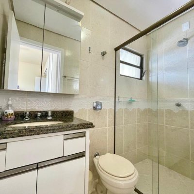 Cobertura com 229m², 3 quartos, 3 suítes, 2 garagens, no bairro Canasvieiras em Florianópolis